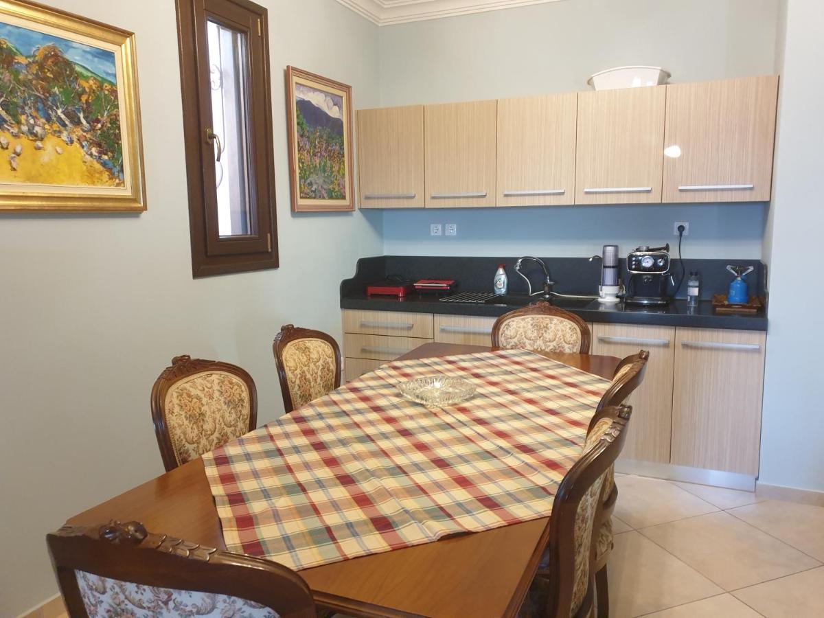 Apartment In Anakasia Overlooking Volos Esterno foto